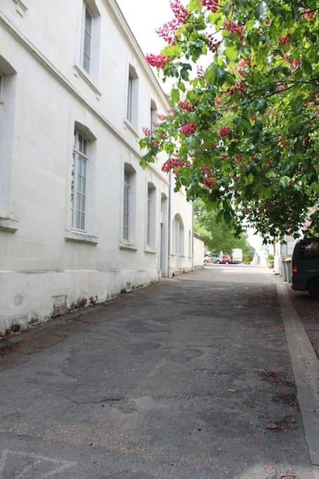 Appartement Calme Proche De La Loire Saumur Ngoại thất bức ảnh